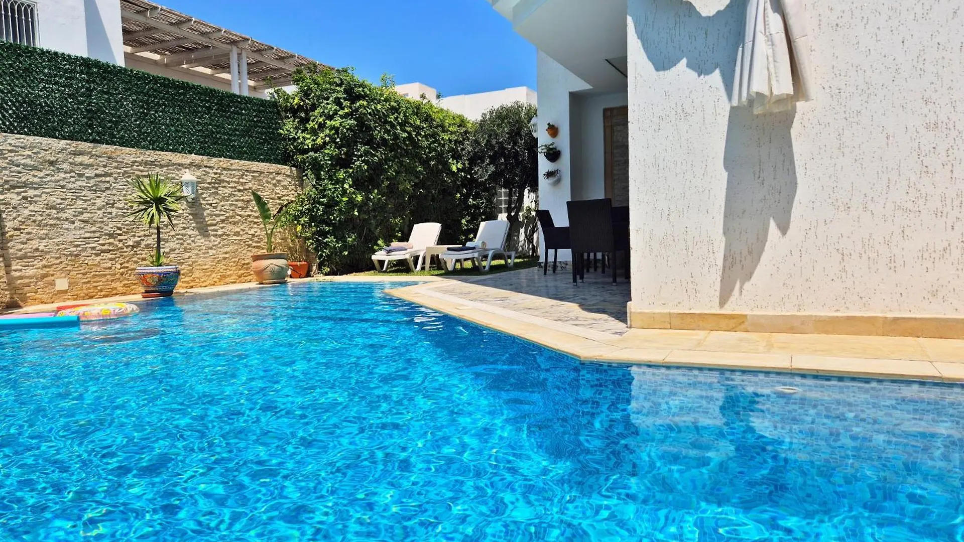 L'Orchidee - Villa De Luxe Avec Piscine Chauffee, Ascenseur Privatif Et Vue Sur Le Lac De Tunis