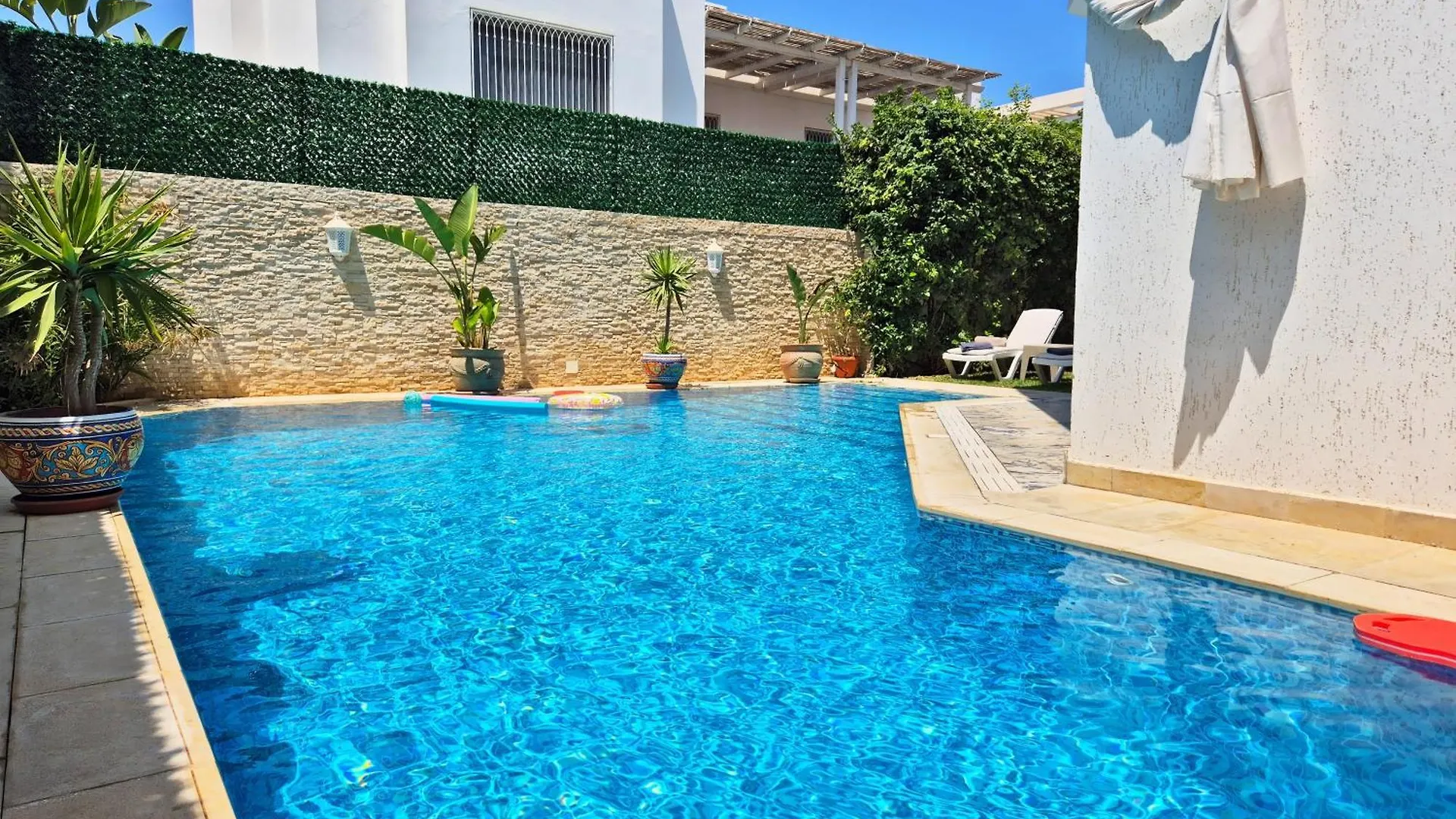 L'Orchidee - Villa De Luxe Avec Piscine Chauffee, Ascenseur Privatif Et Vue Sur Le Lac De Tunis