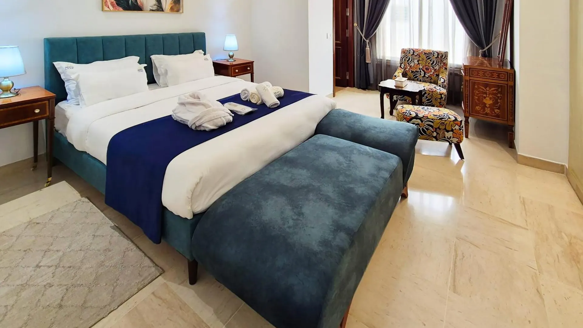 L'Orchidee - Villa De Luxe Avec Piscine Chauffee, Ascenseur Privatif Et Vue Sur Le Lac De Tunis