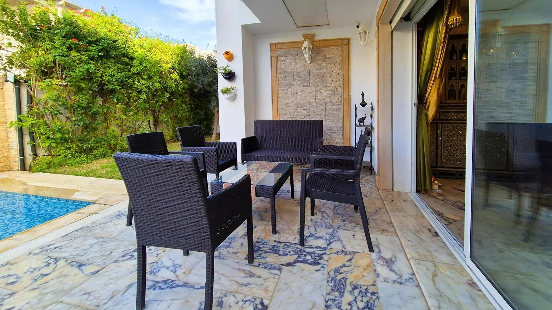 L'Orchidee - Villa De Luxe Avec Piscine Chauffee, Ascenseur Privatif Et Vue Sur Le Lac De Tunis