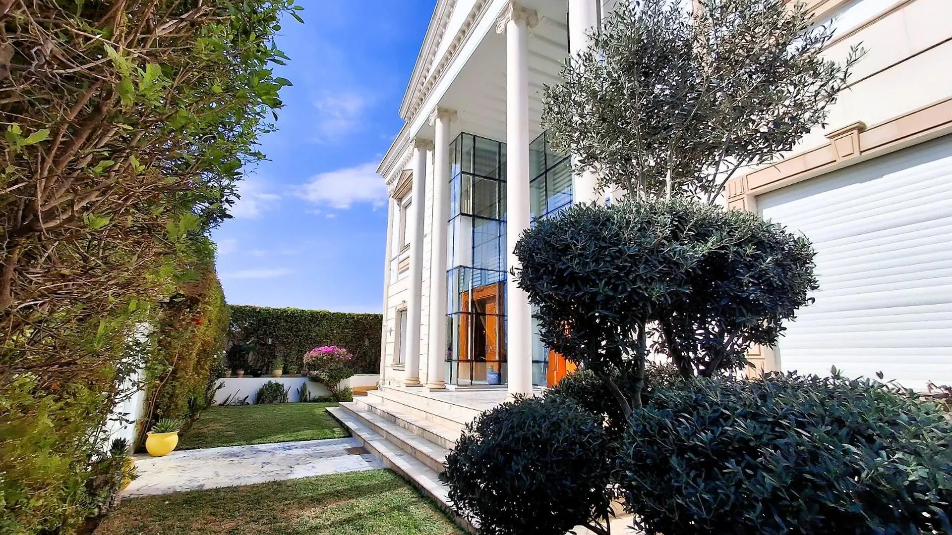 L'Orchidee - Villa De Luxe Avec Piscine Chauffee, Ascenseur Privatif Et Vue Sur Le Lac De Tunis