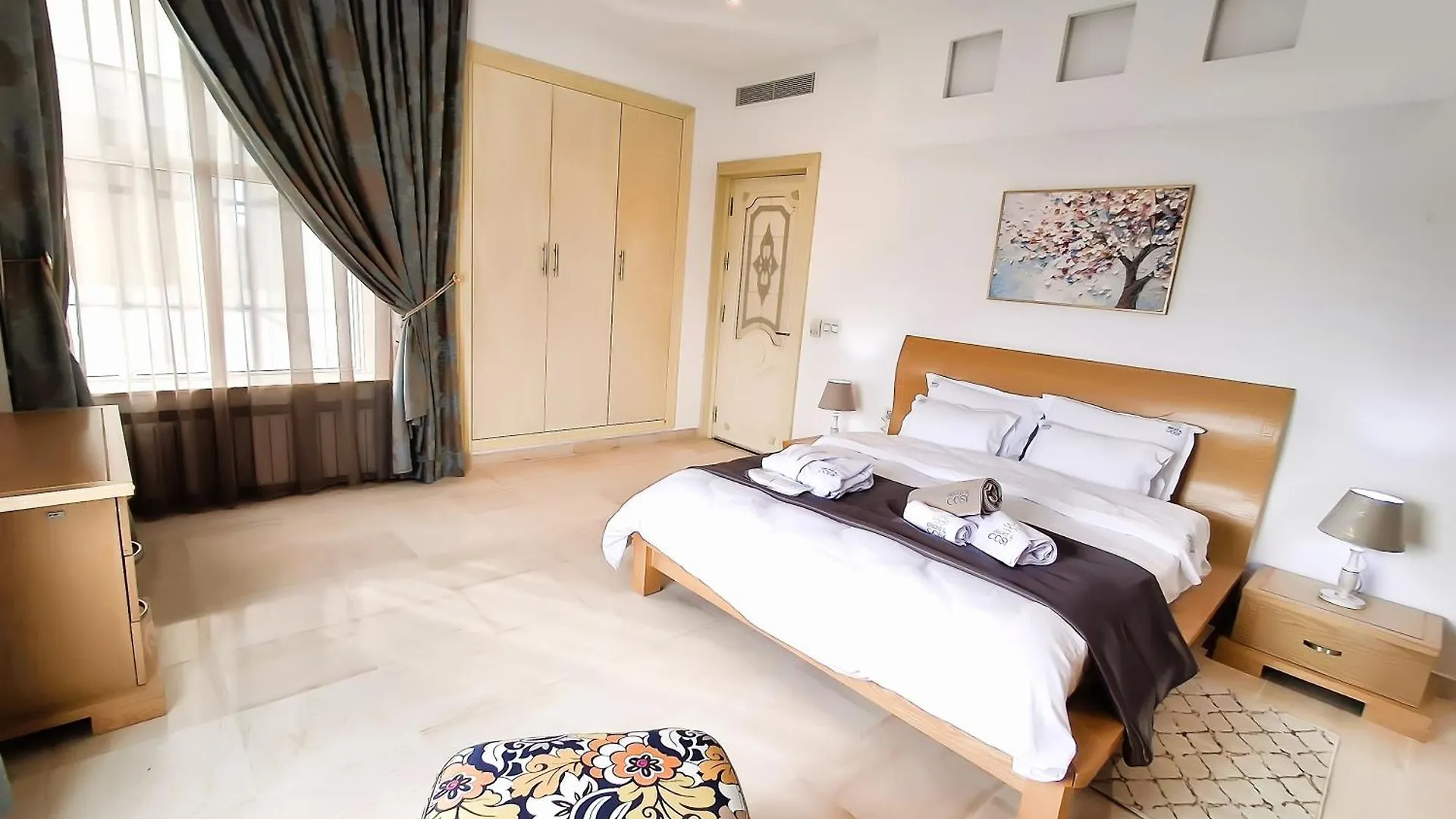 L'Orchidee - Villa De Luxe Avec Piscine Chauffee, Ascenseur Privatif Et Vue Sur Le Lac De Tunis