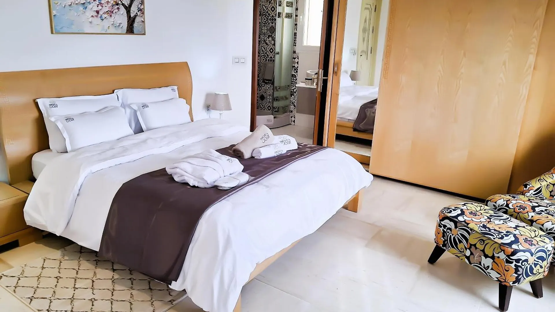 L'Orchidee - Villa De Luxe Avec Piscine Chauffee, Ascenseur Privatif Et Vue Sur Le Lac De Tunis