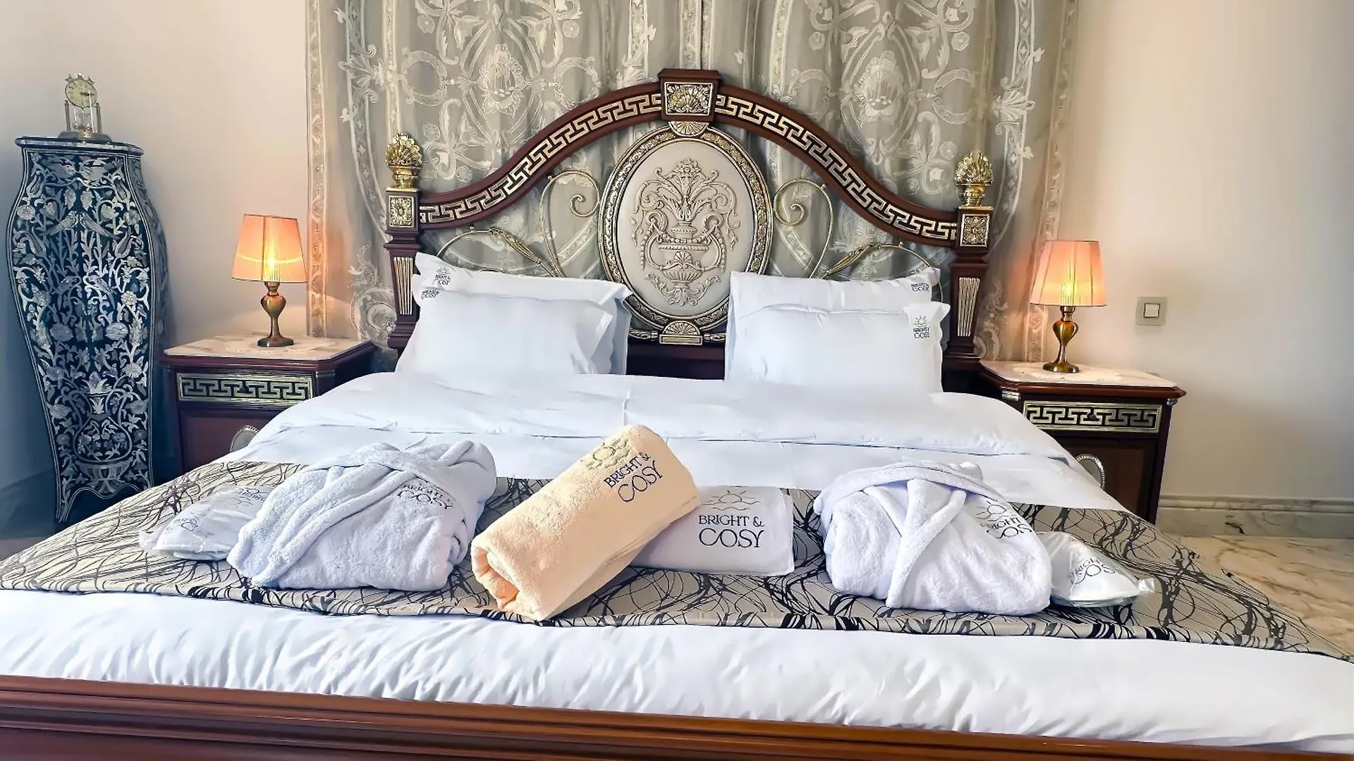 L'Orchidee - Villa De Luxe Avec Piscine Chauffee, Ascenseur Privatif Et Vue Sur Le Lac De Tunis