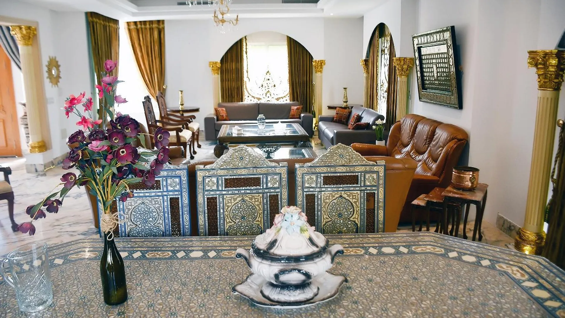 L'Orchidee - Villa De Luxe Avec Piscine Chauffee, Ascenseur Privatif Et Vue Sur Le Lac De Tunis 0*,  Tunisia