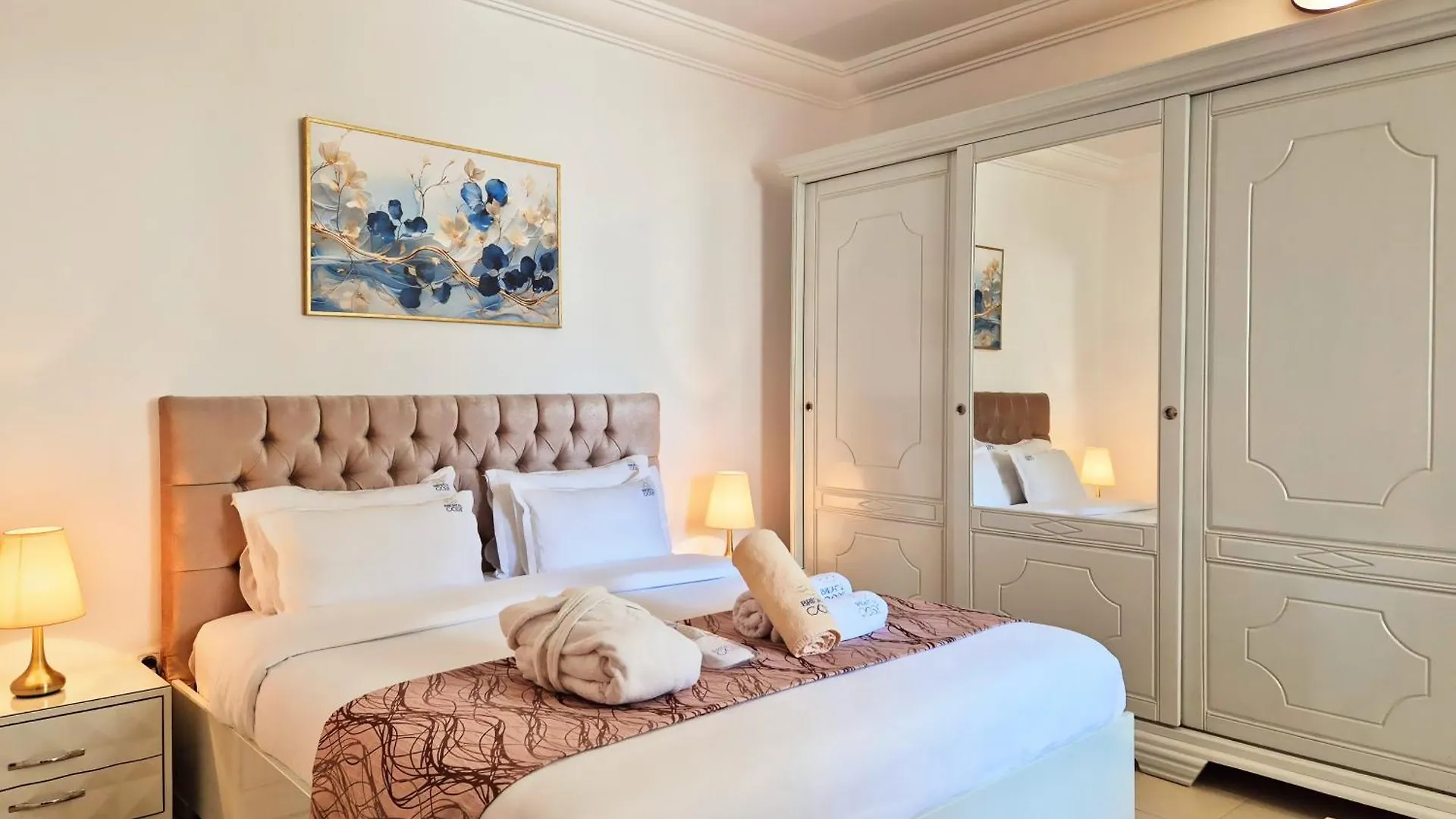 L'Orchidee - Villa De Luxe Avec Piscine Chauffee, Ascenseur Privatif Et Vue Sur Le Lac De Τύνιδα