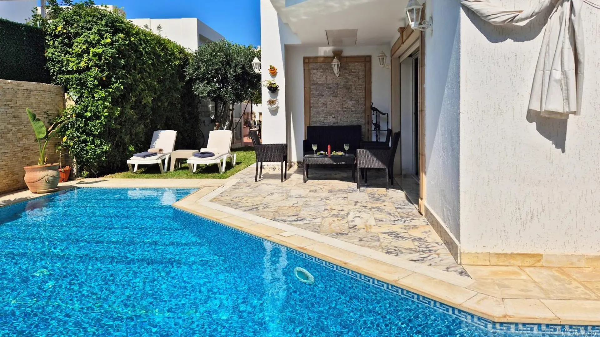 L'Orchidee - Villa De Luxe Avec Piscine Chauffee, Ascenseur Privatif Et Vue Sur Le Lac De Τύνιδα