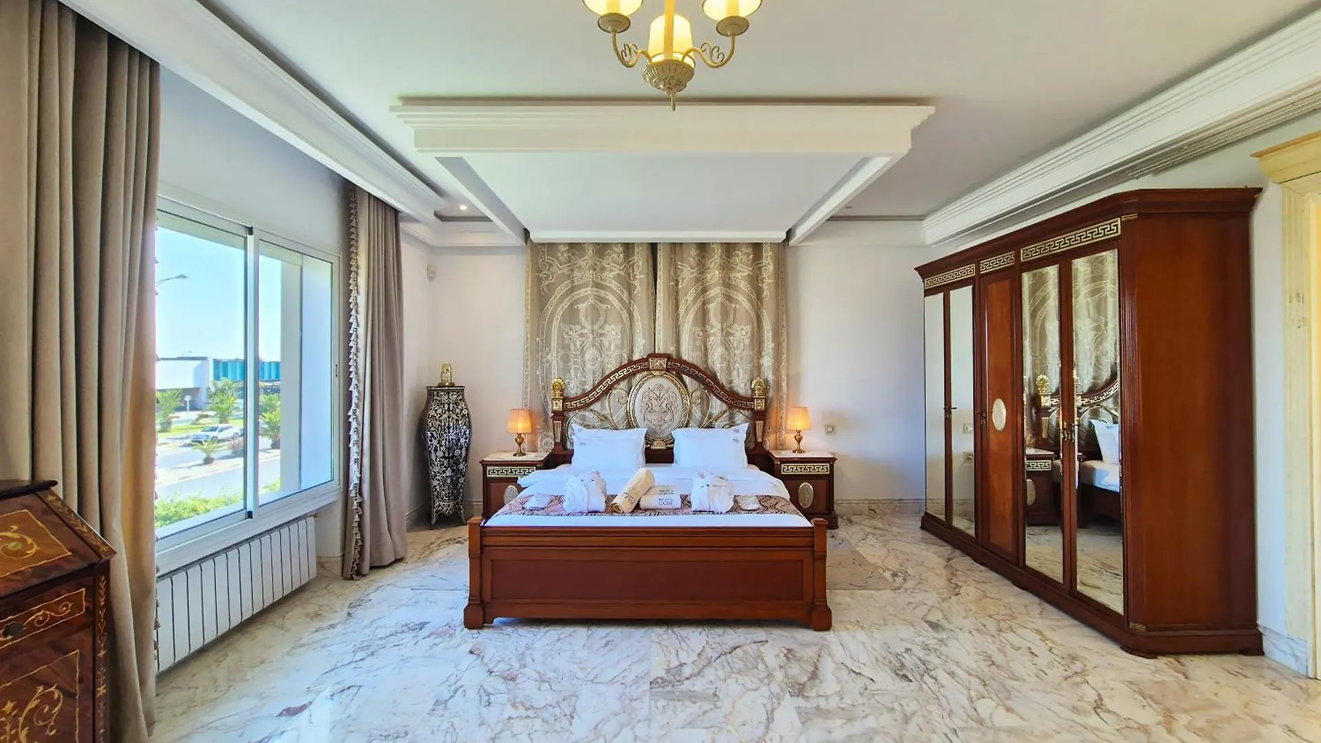 L'Orchidee - Villa De Luxe Avec Piscine Chauffee, Ascenseur Privatif Et Vue Sur Le Lac De Τύνιδα